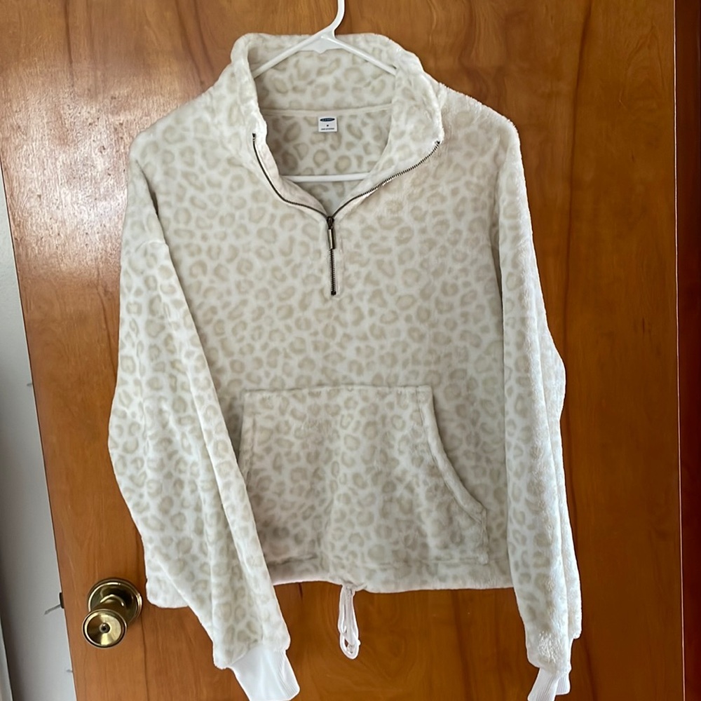 White cheetah print quarter-zip fleece
